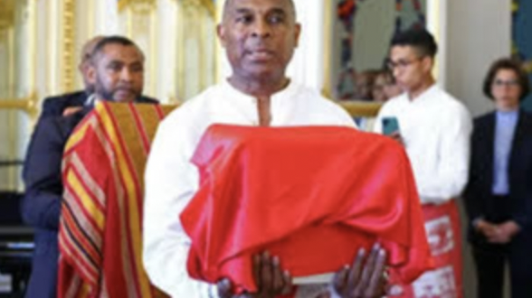 France Returns Slain King’s Skull to Madagascar France Returns Slain King’s Skull to Madagascar