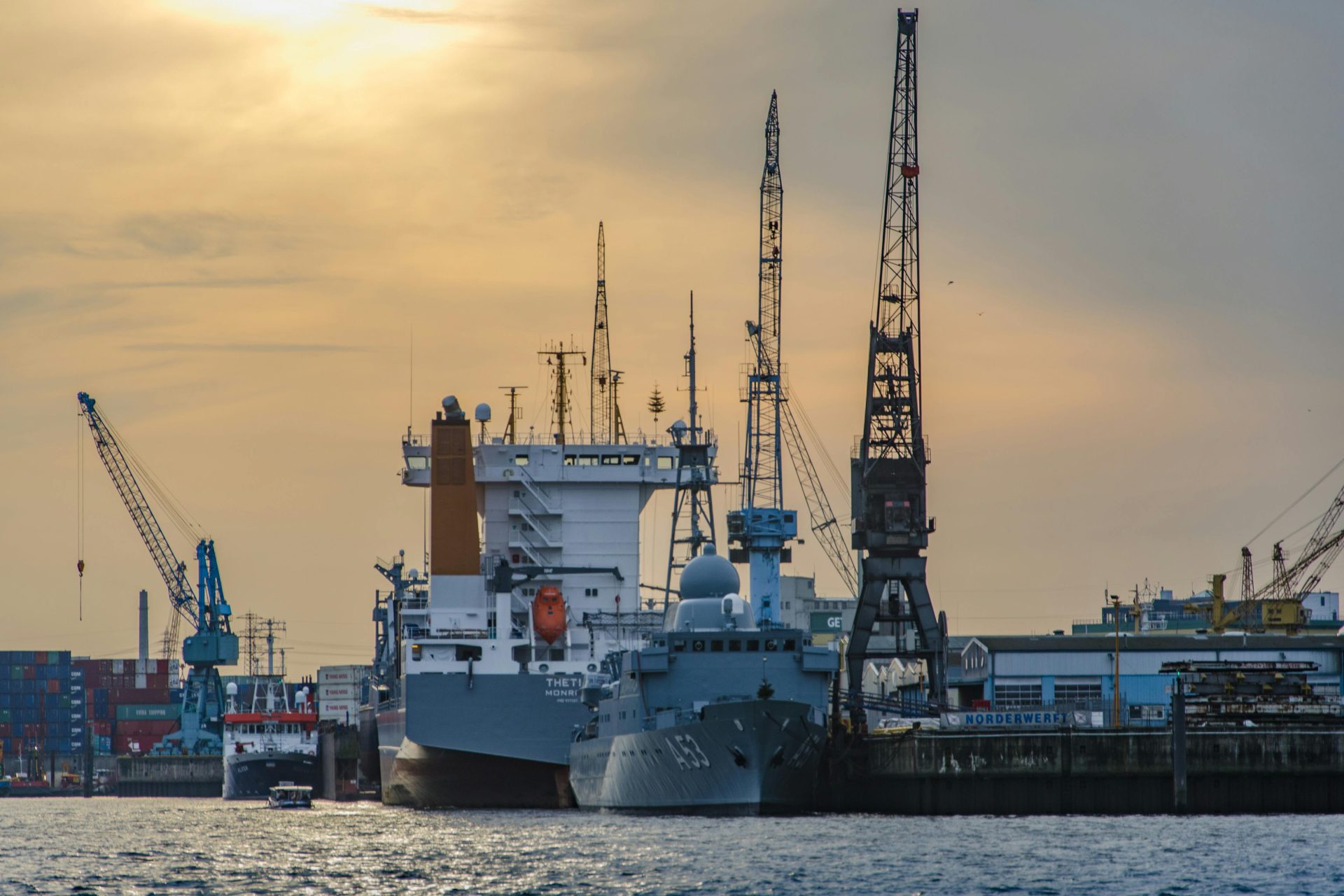 China’s Xi Calls for Stronger Maritime Economy to Boost Global Competitiveness
