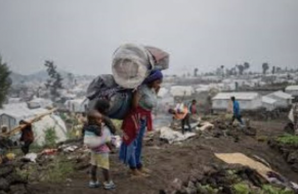 Congolese Women Turn to Mining for Survival After Rebel Attacks Congolese Women Turn to Mining for Survival After Rebel Attacks