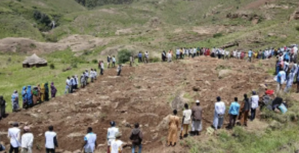Aid Workers Use Donkeys to Reach Sudan Landslide Survivors Aid Workers Use Donkeys to Reach Sudan Landslide Survivors