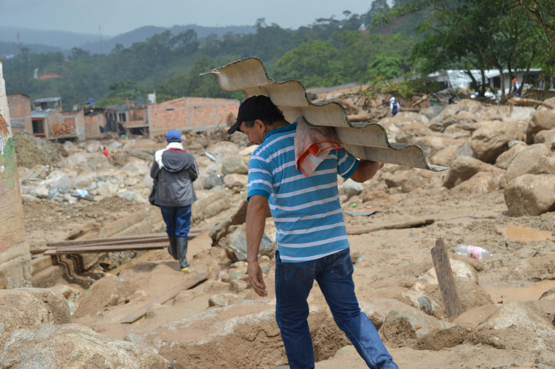 Sri Lanka Seeks International Aid After Cyclone Ditwah Kills 123