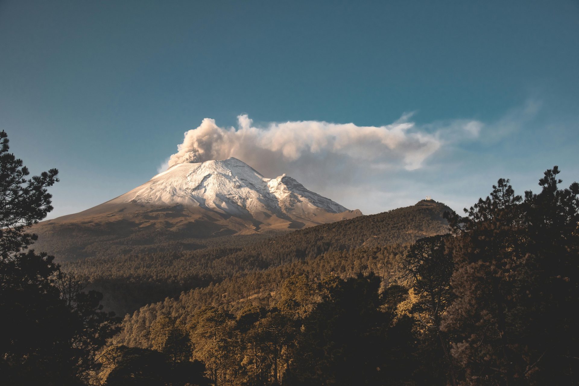 Ethiopian Hayli Gubbi Volcano Erupts, Disrupting International Flights