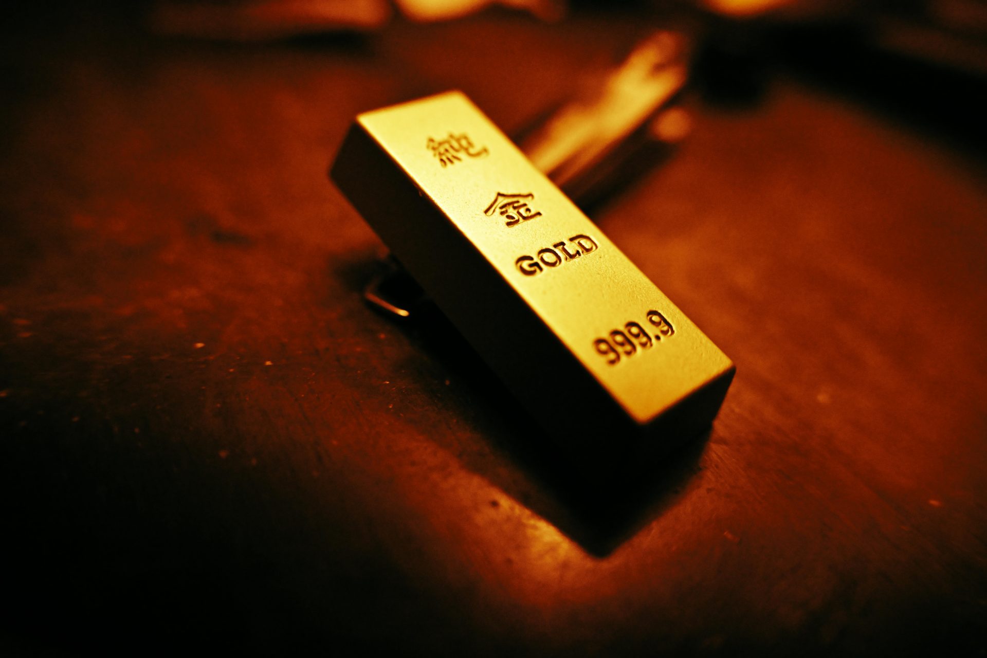Tether CEO Plans 10-15% Gold Allocation for Reserves
