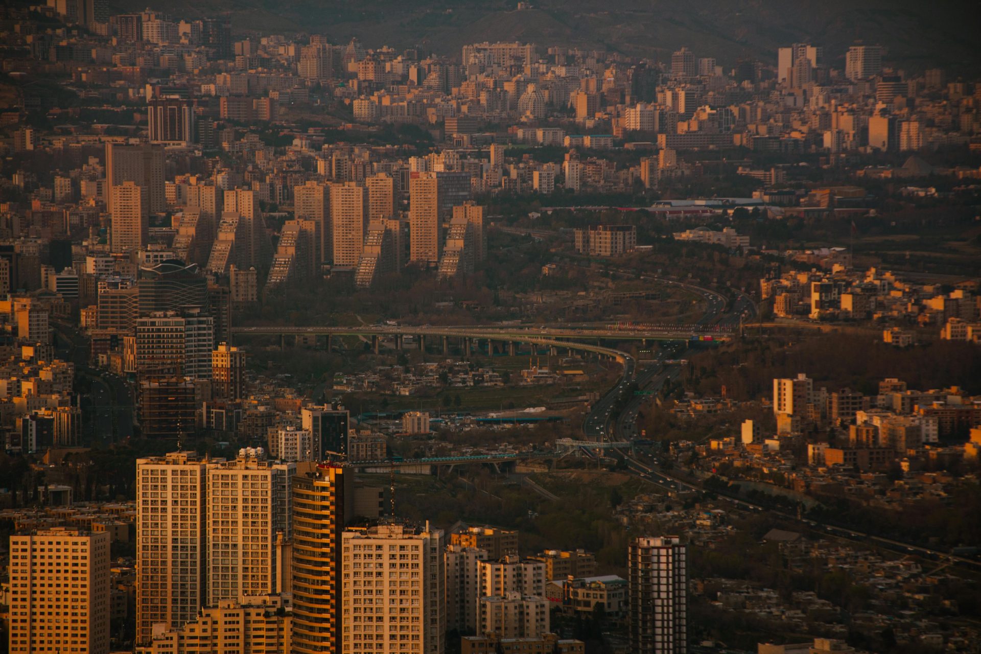 Nine Tremors Near Tehran Prompt Renewed Earthquake Concerns