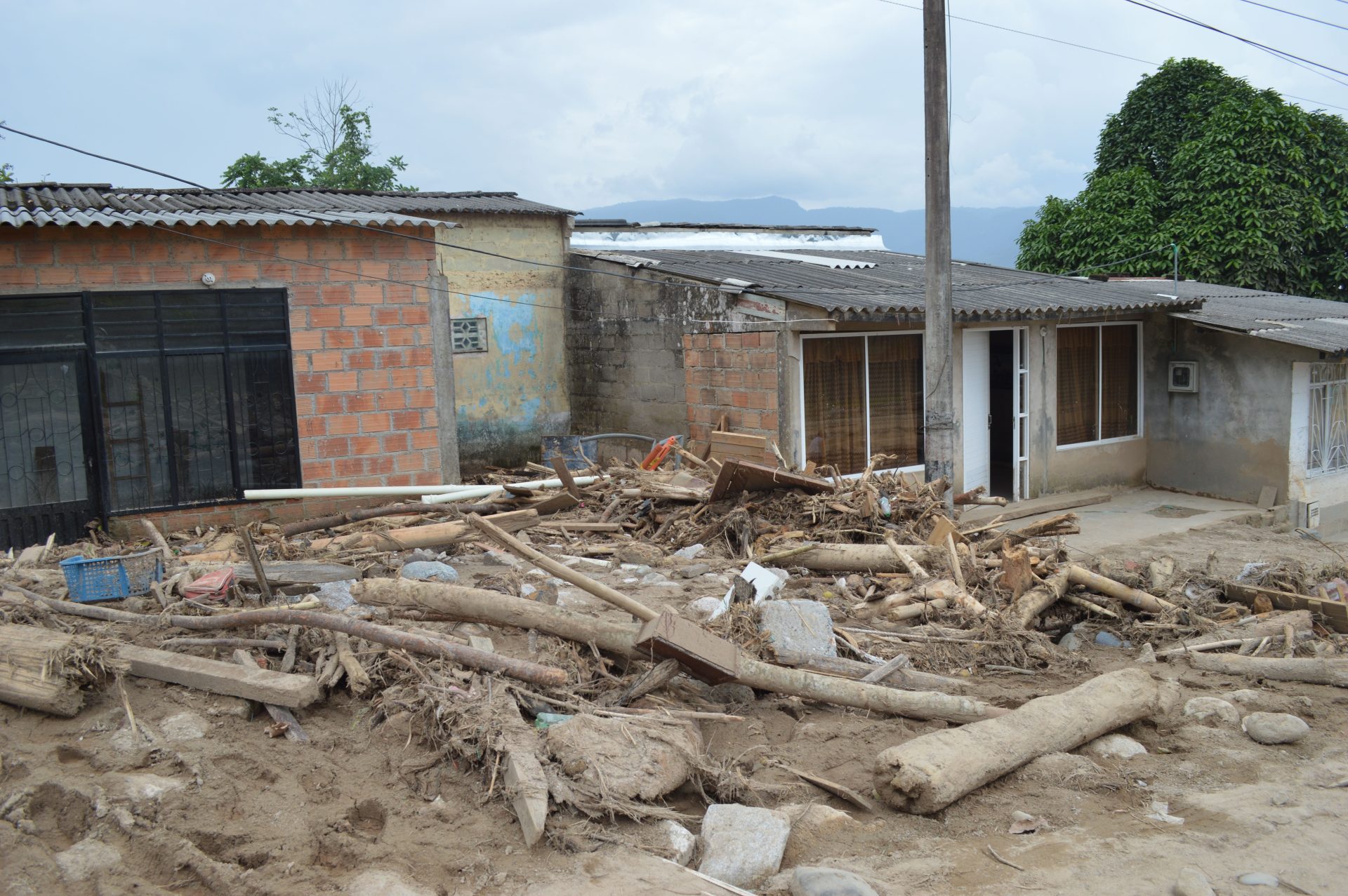 Two M7.5, M7.1 Earthquakes Strike Western Venezuela; State of Emergency Declared