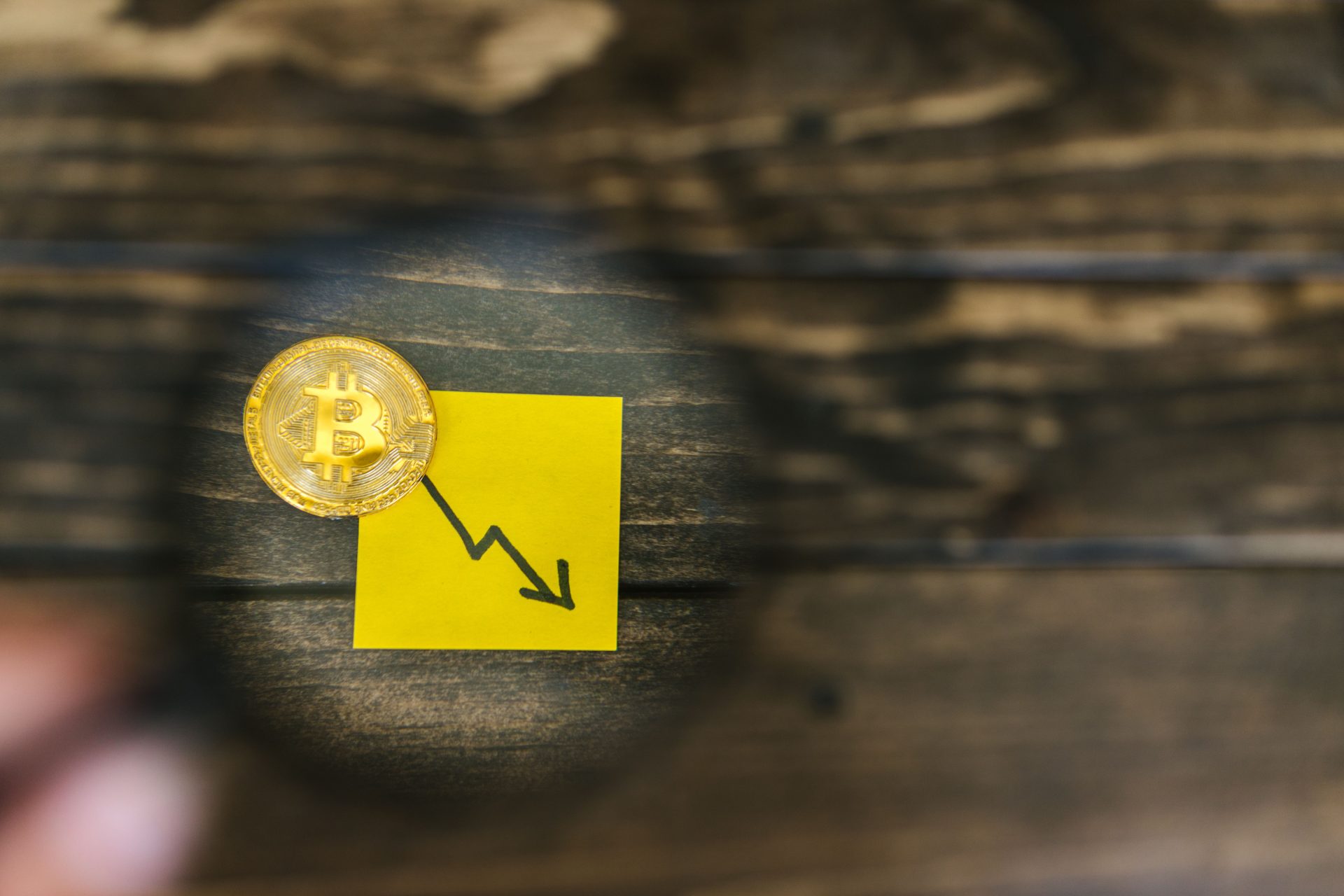 AI Financial Stock Drops 90% Post-Trump-Linked Crypto Deal