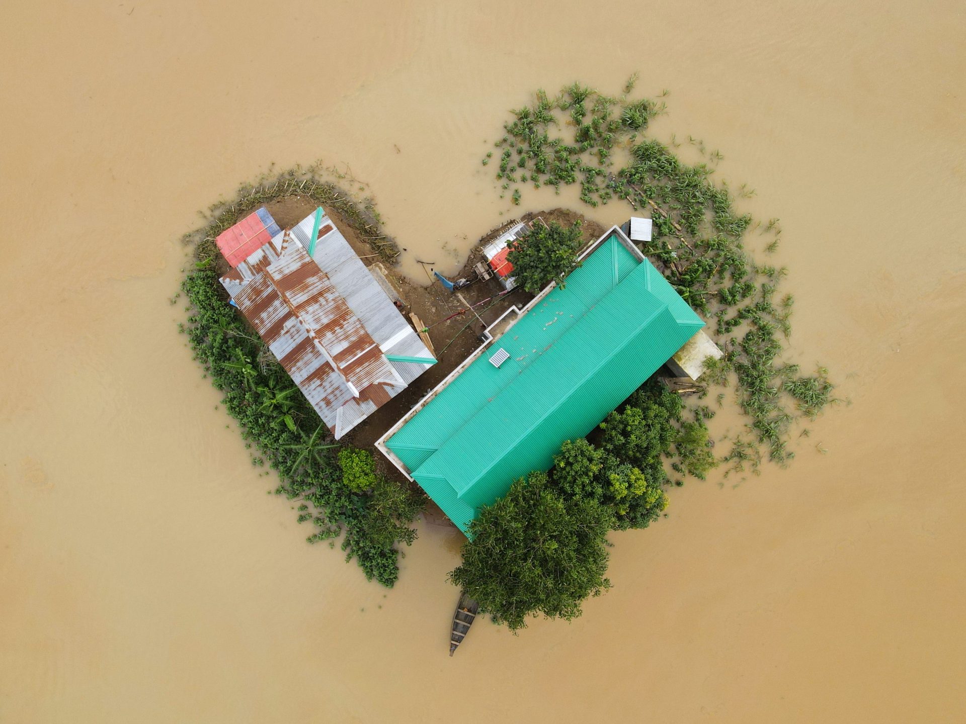 Nepal Floods: 165 Dead, 826 Missing from Glacial Collapse