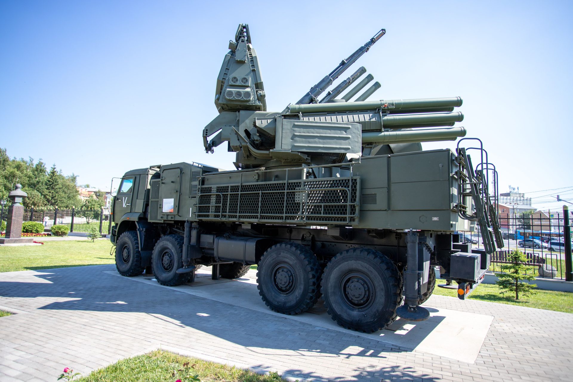 Pakistan Air Force Inducts Chinese HQ-17AE Air Defense System