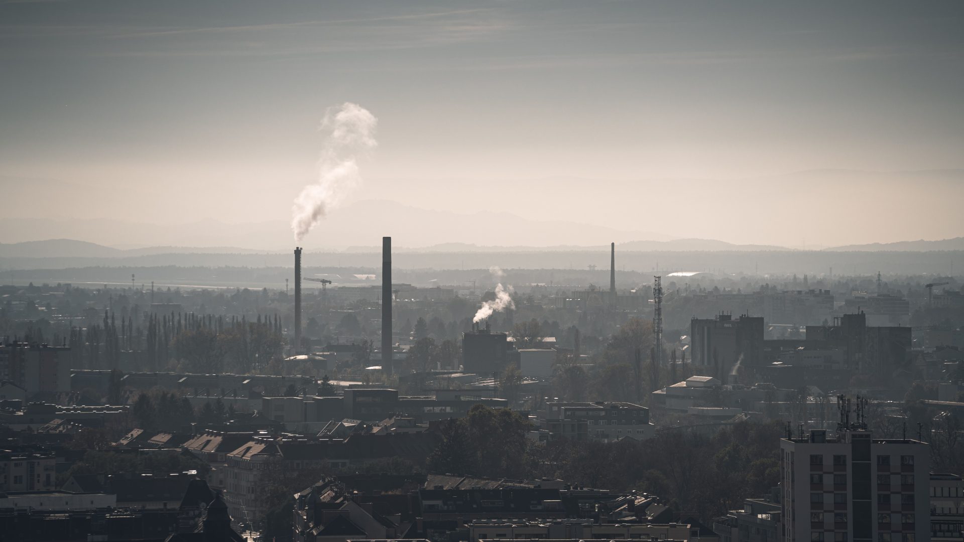 Sarawak Officials Outline Emergency Protocols Amid Unhealthy Air