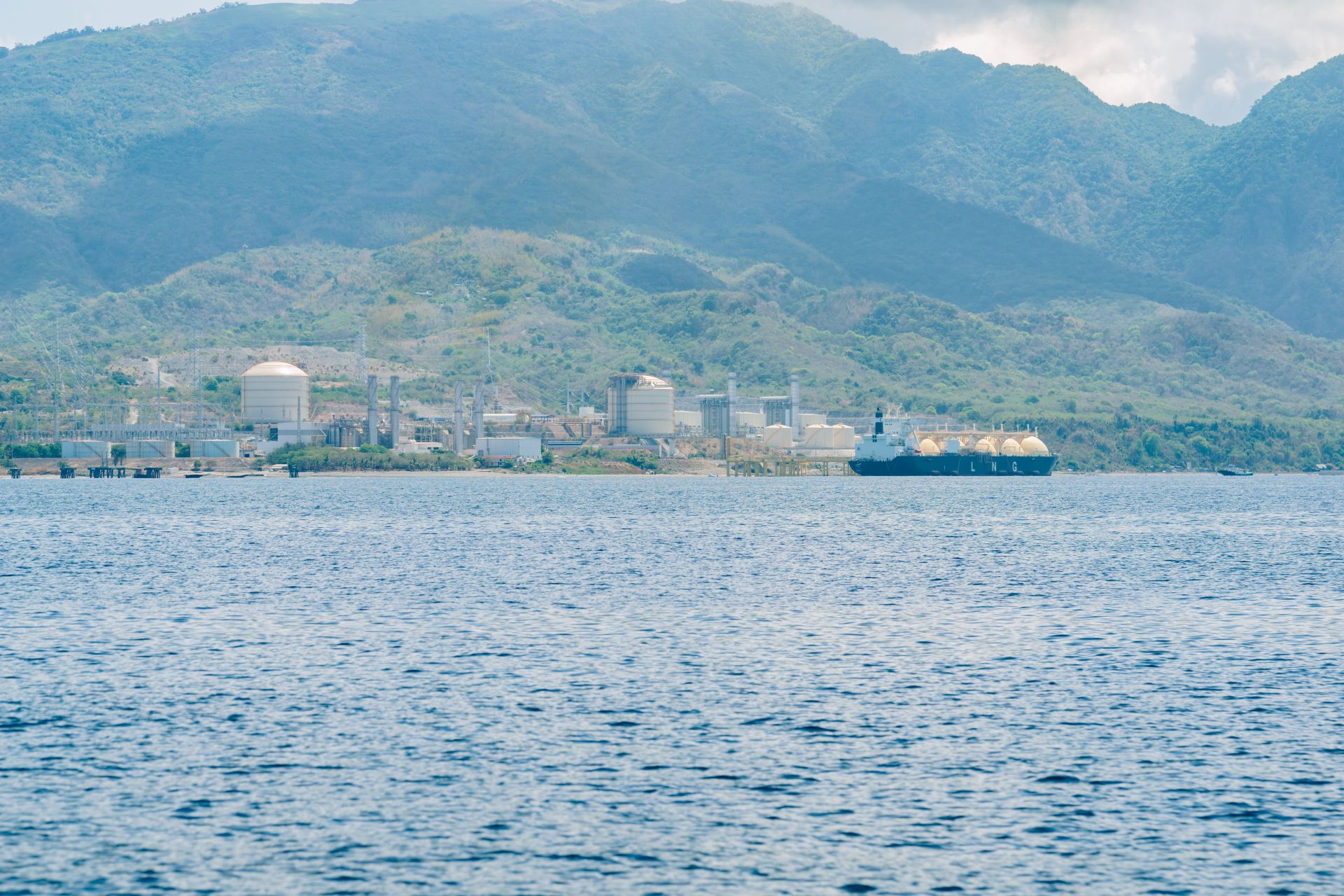 Chevron Explores LNG Expansion in Argentina, Eastern Mediterranean