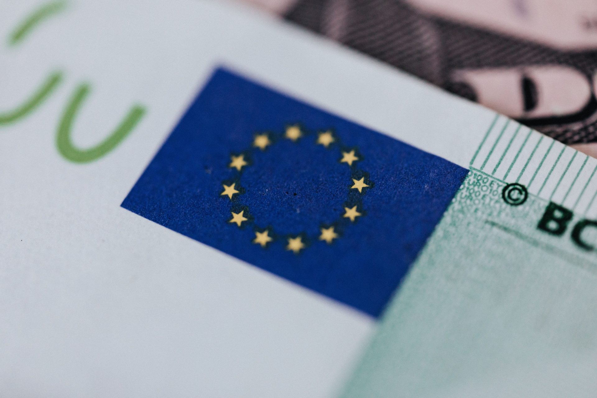 China to Respond Firmly to Potential EU Trade Restrictions