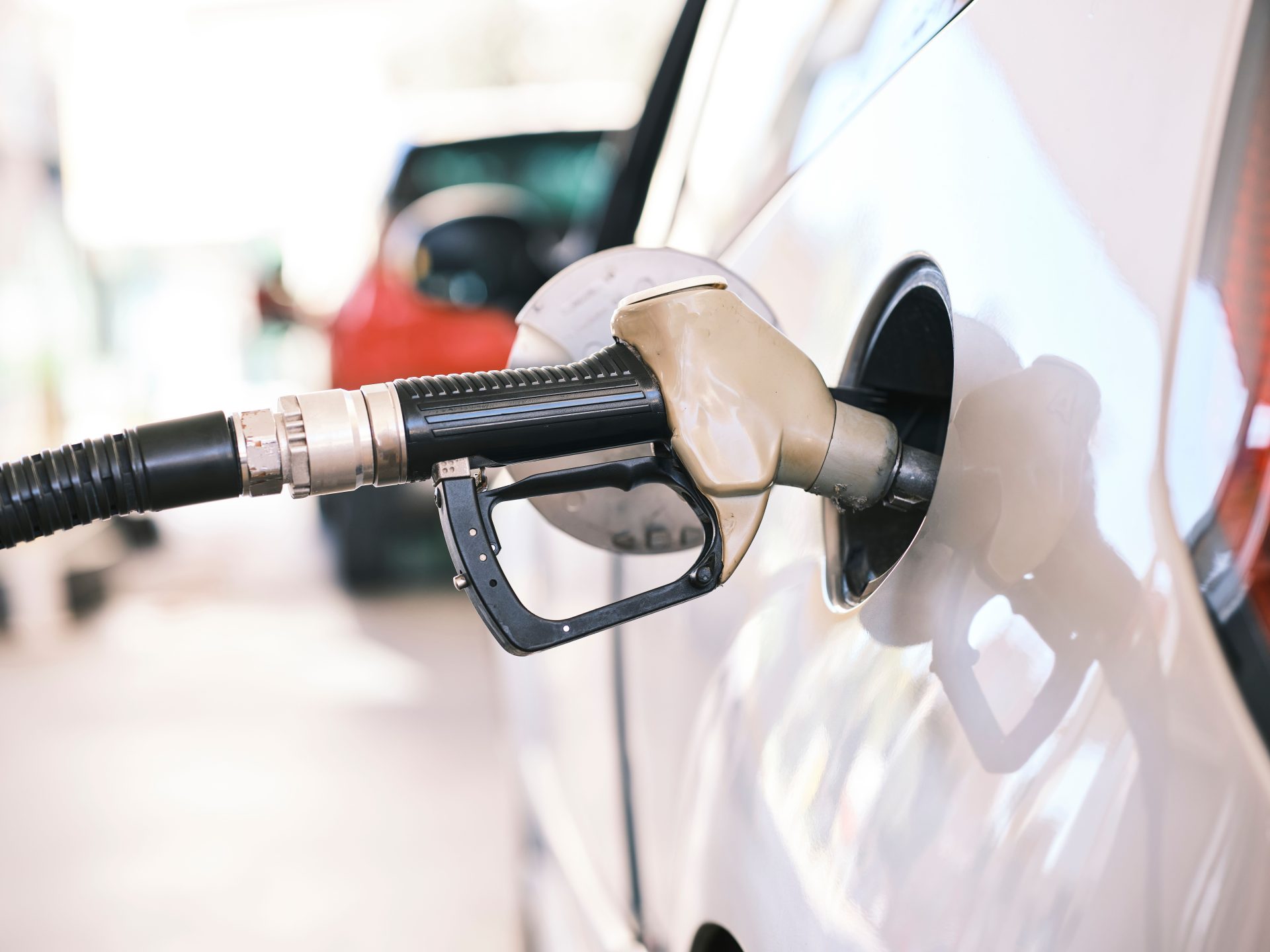 Oil Prices Climb on Gulf Storm, Saudi Attacks, OPEC+ Plans