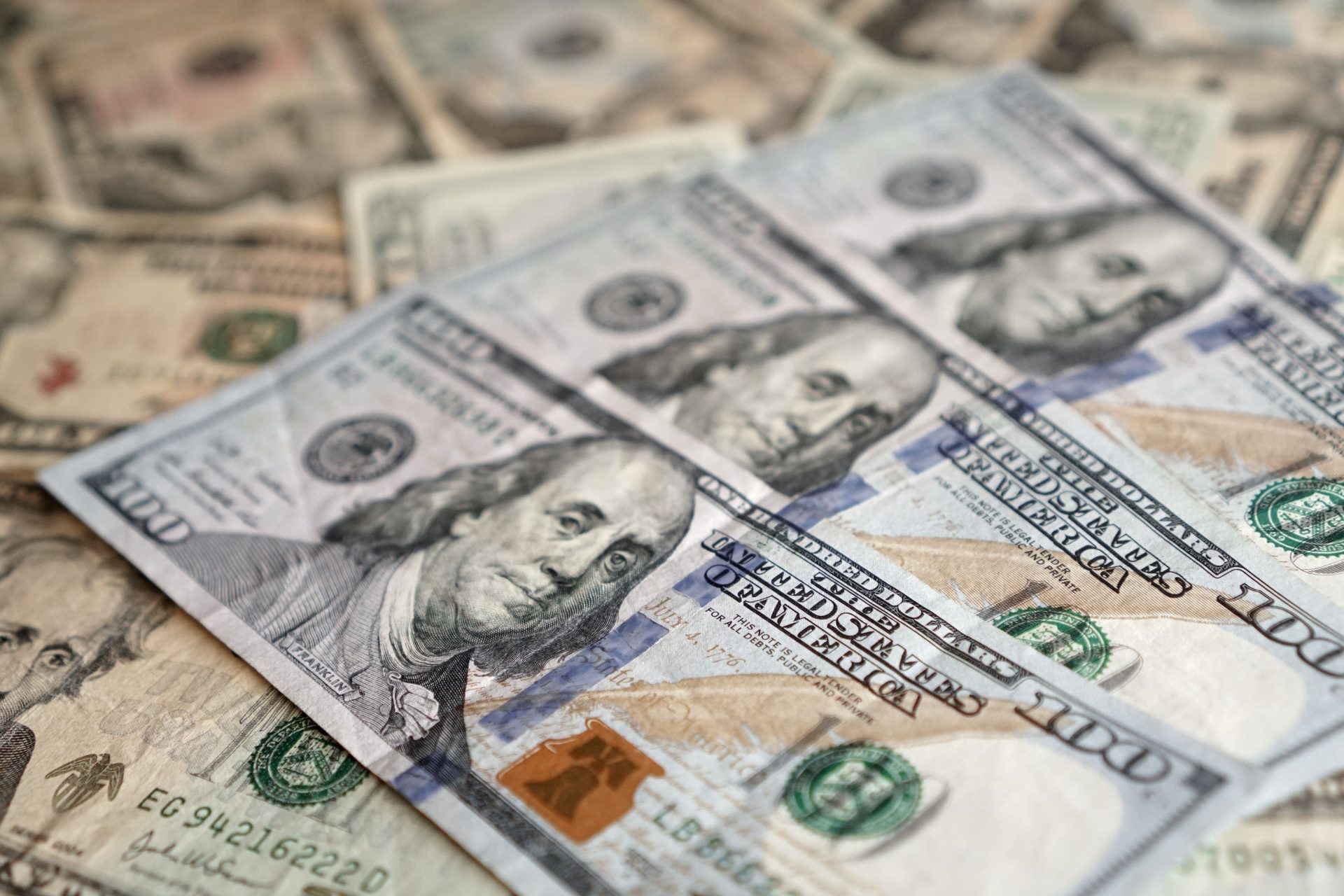 U.S. 10-Year Treasury Yield Reaches 21-Year High Amid Global Increase