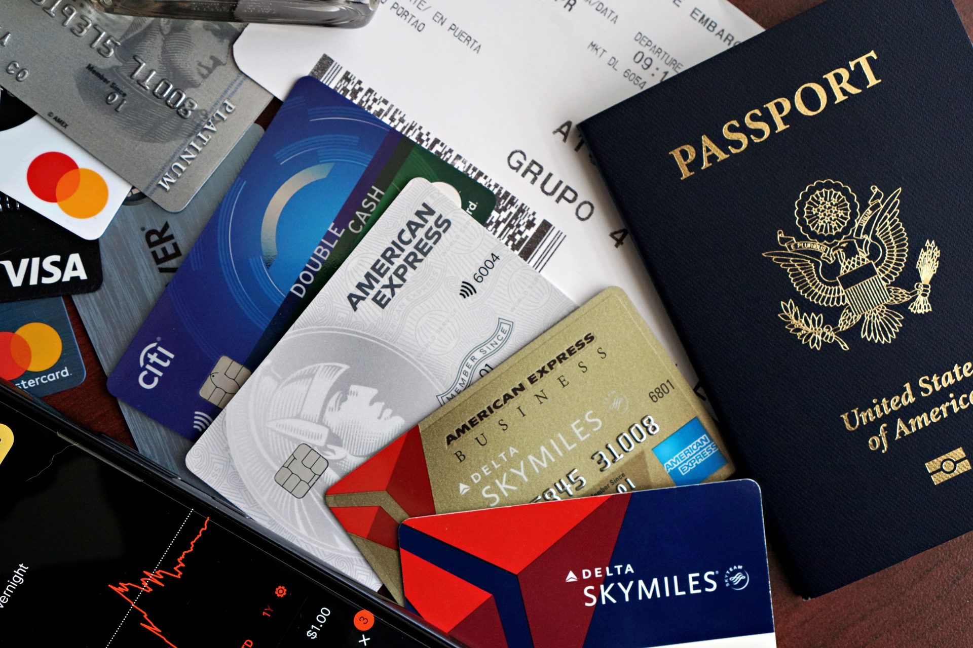 American Airlines Introduces Cash and Miles Payment for Tickets
