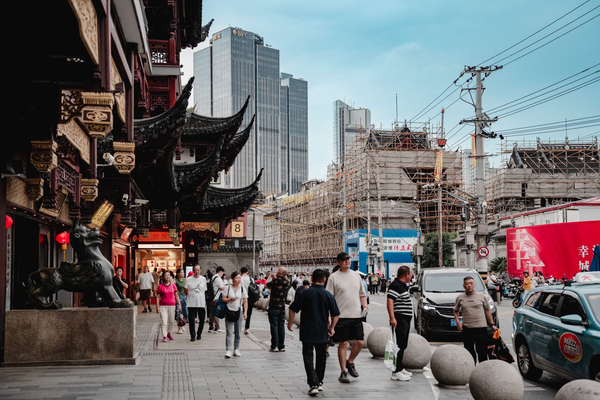 Luxury Sector Adapts to China Tax and US Spending Shifts